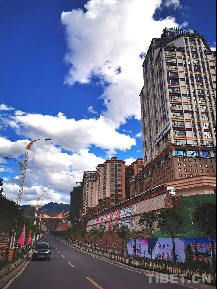 切实提高孵化能力,加速推进新旧动能转换,为昌都市科技进步和经济社会