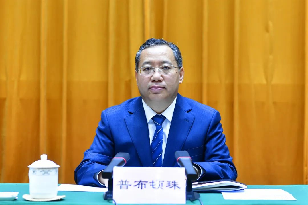 市领导廖传锦,魏东,张建华,齐应海,多吉战都,梅方