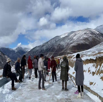 新时代文明实践左贡县扎玉镇各村活动多姿多彩文明浸润人心