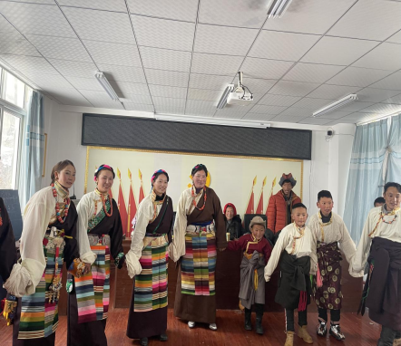 新时代文明实践左贡县扎玉镇各村活动多姿多彩文明浸润人心