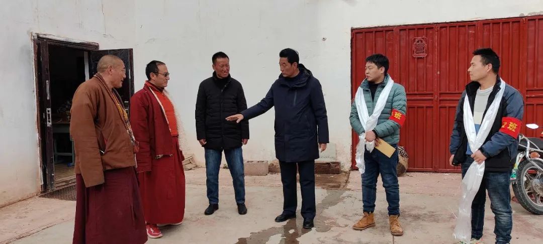 藏历新年之际贡觉县开展走访慰问活动
